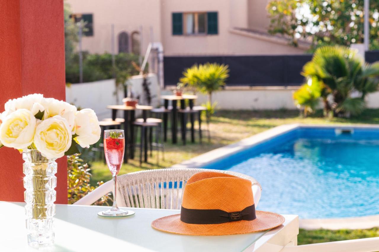Red House Bed & Breakfast Лукмахор Екстериор снимка