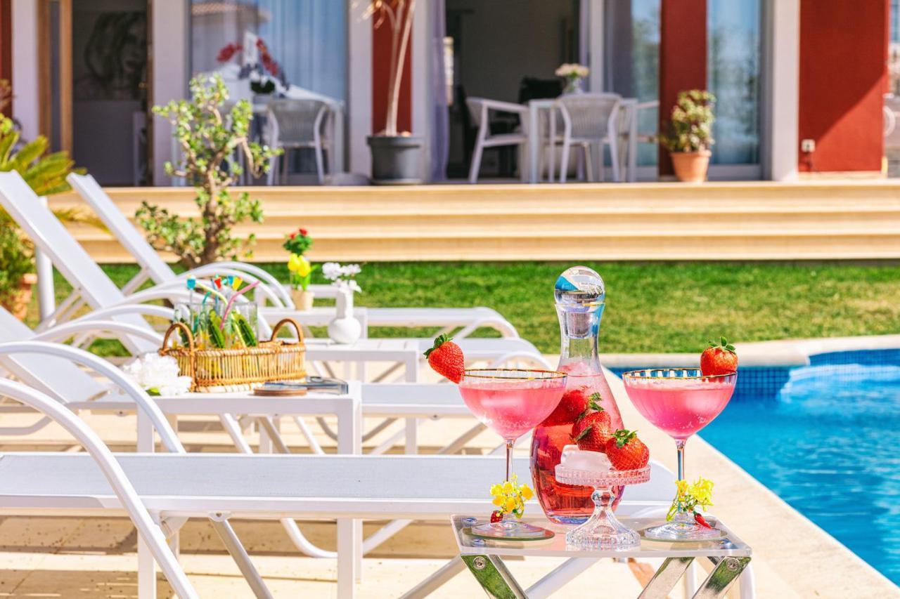 Red House Bed & Breakfast Лукмахор Екстериор снимка