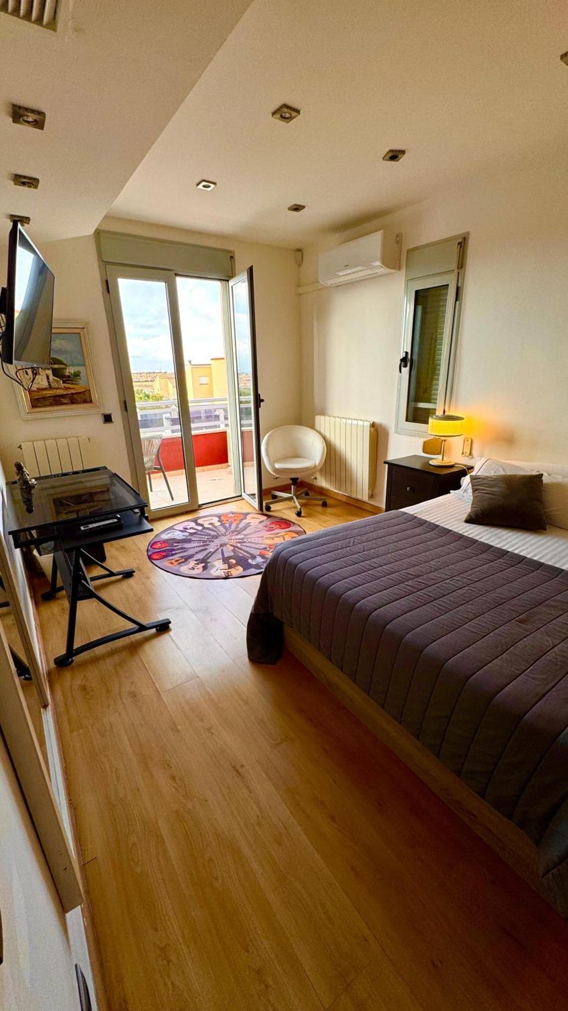 Red House Bed & Breakfast Лукмахор Екстериор снимка